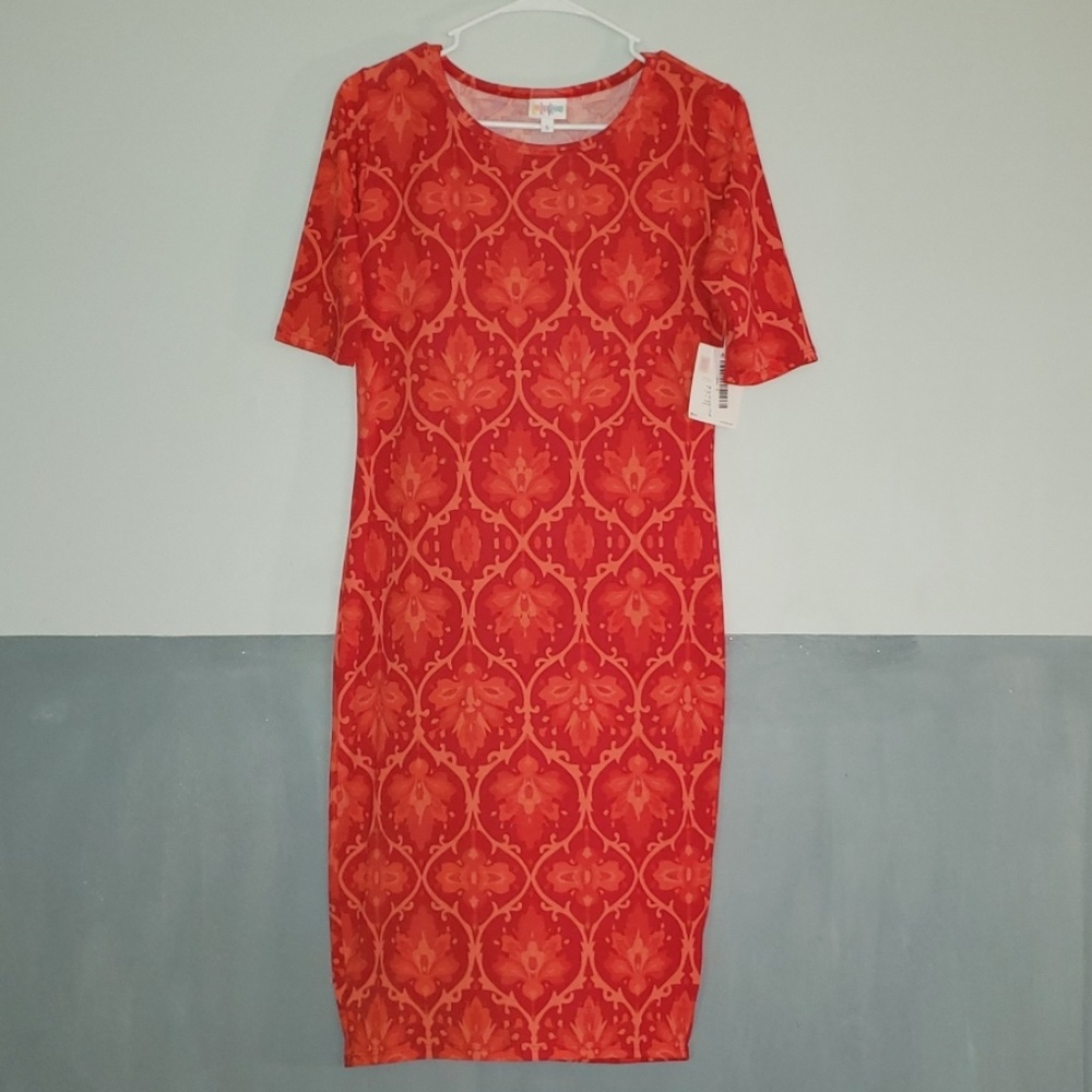 Lularoe Julia Dress. NWT. Size small.